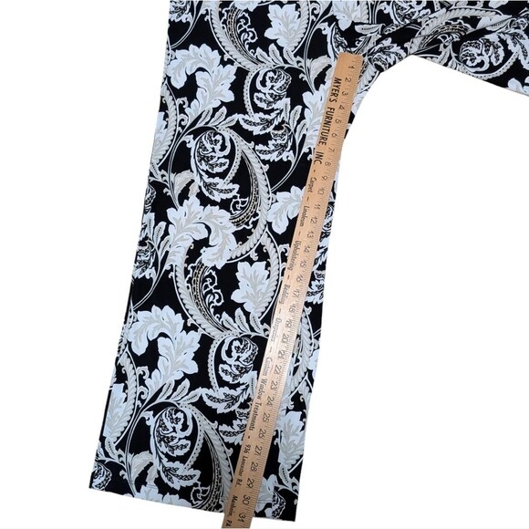 Chico's geometric print on elastic waist pants 3/Large travel comfort Paisley - Picture 6 of 13